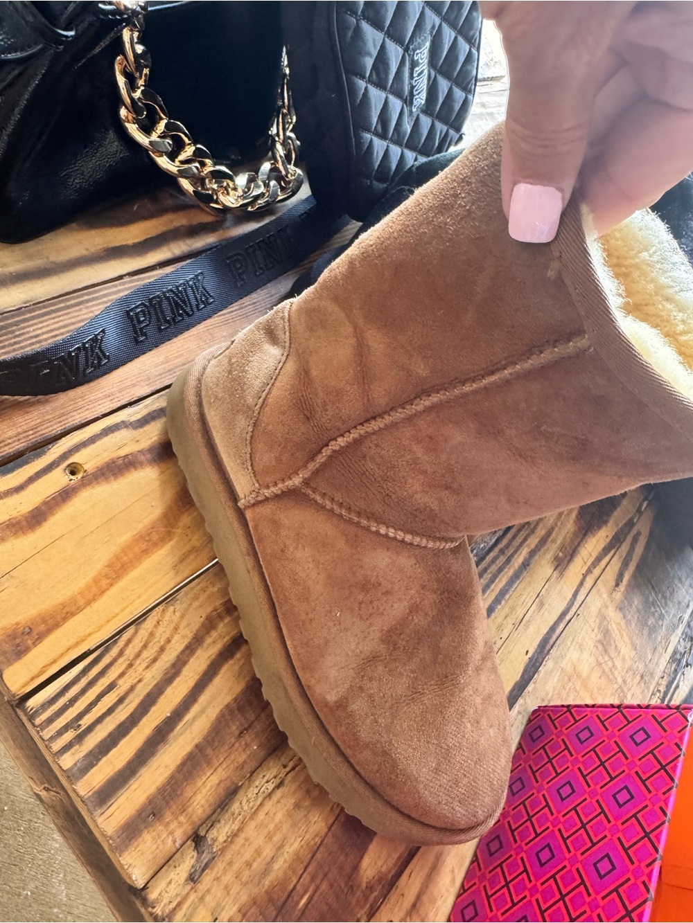 Warm Chestnut Suede Shearling Boot - Unbranded